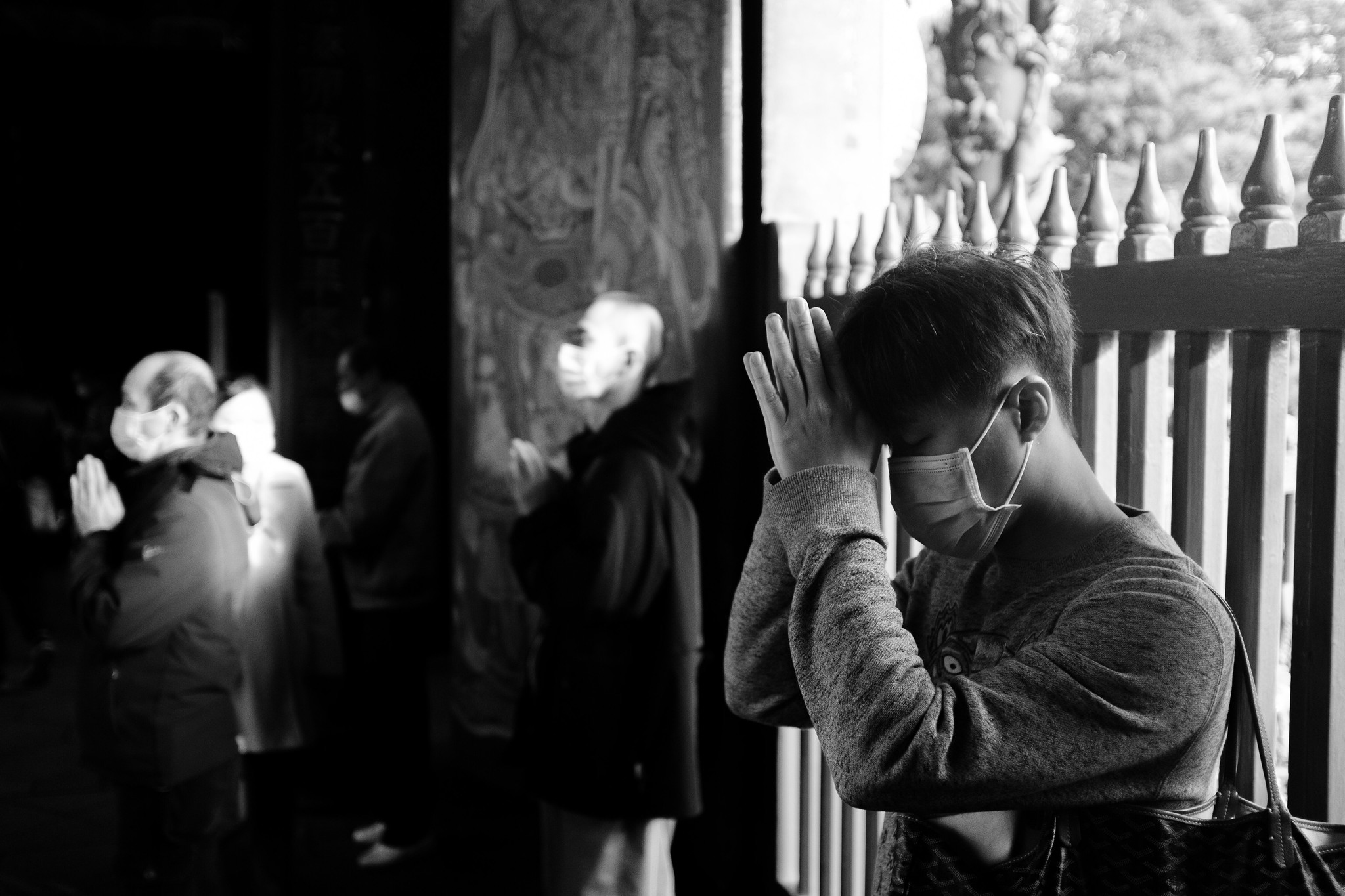 Temple prayer scene in Taiwan - FAITH project cover